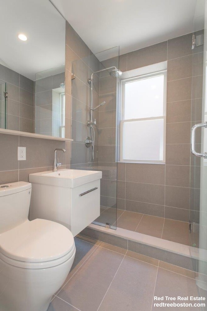 Studio bed, 1 bath apartment for rent at 138 Highland Ave Unit 14, Winter Hill — photo 8 of 9