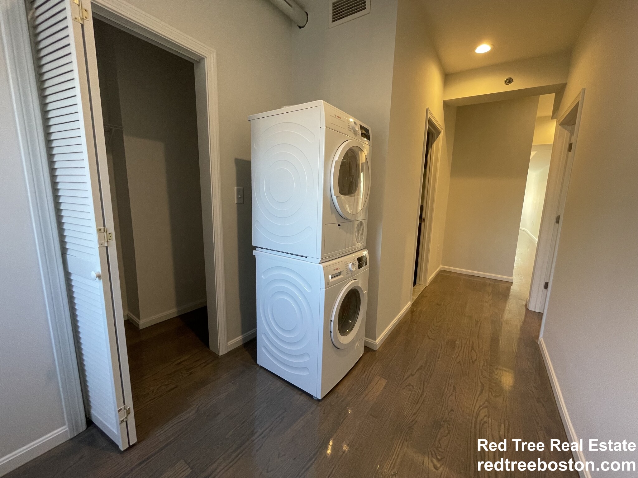 1406 Beacon St, Corey Hill