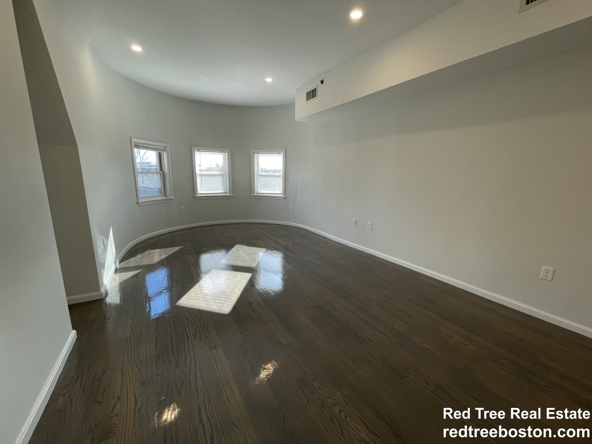 1406 Beacon St, Corey Hill