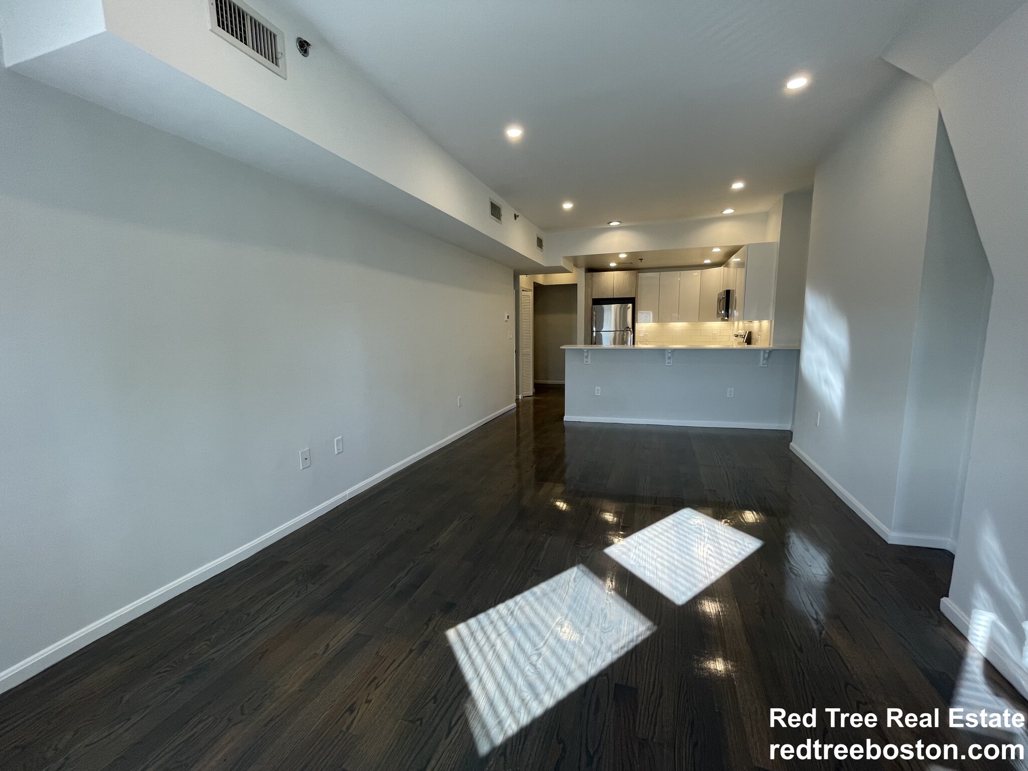 1406 Beacon St, Corey Hill