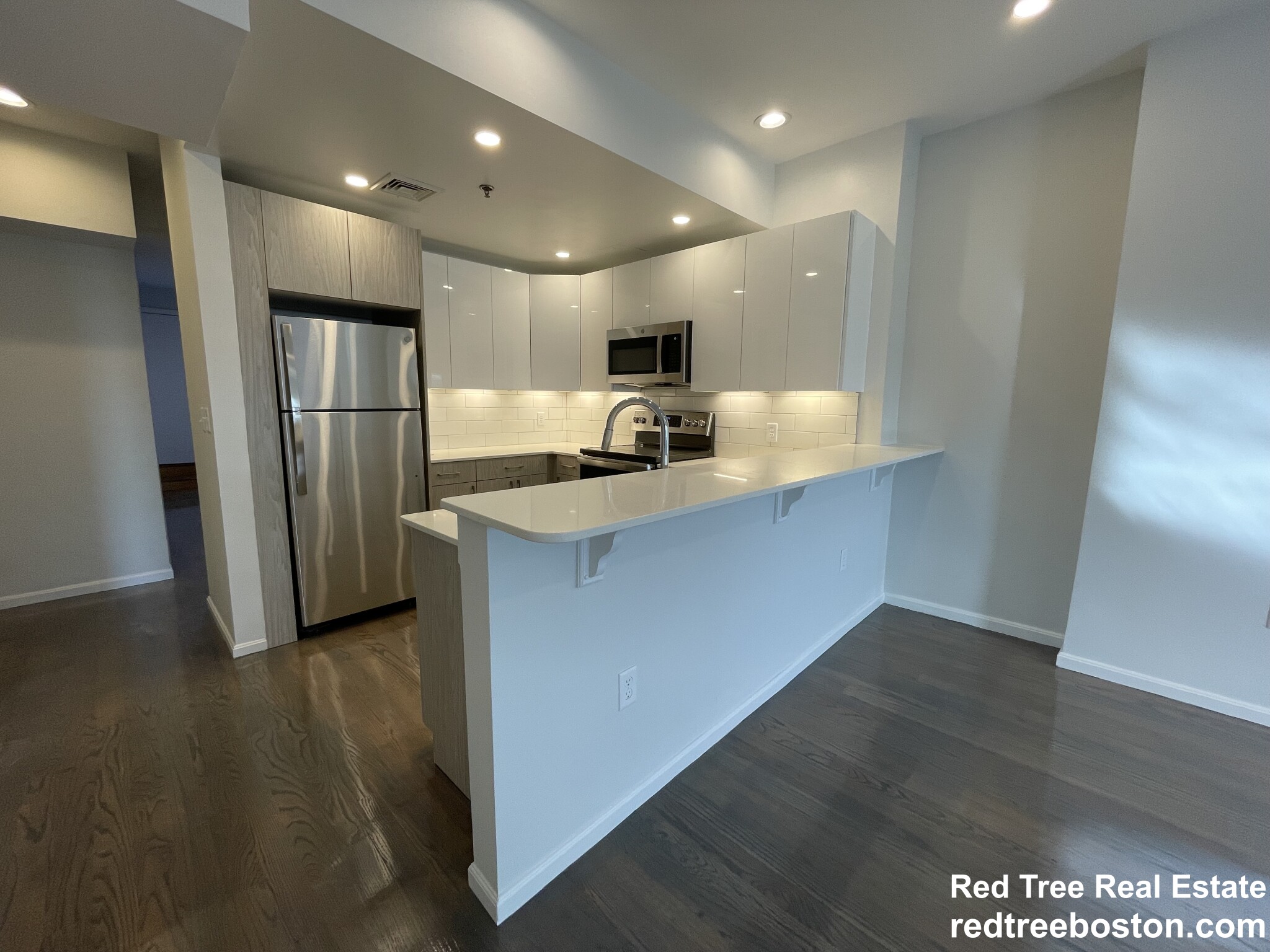 1406 Beacon St, Corey Hill