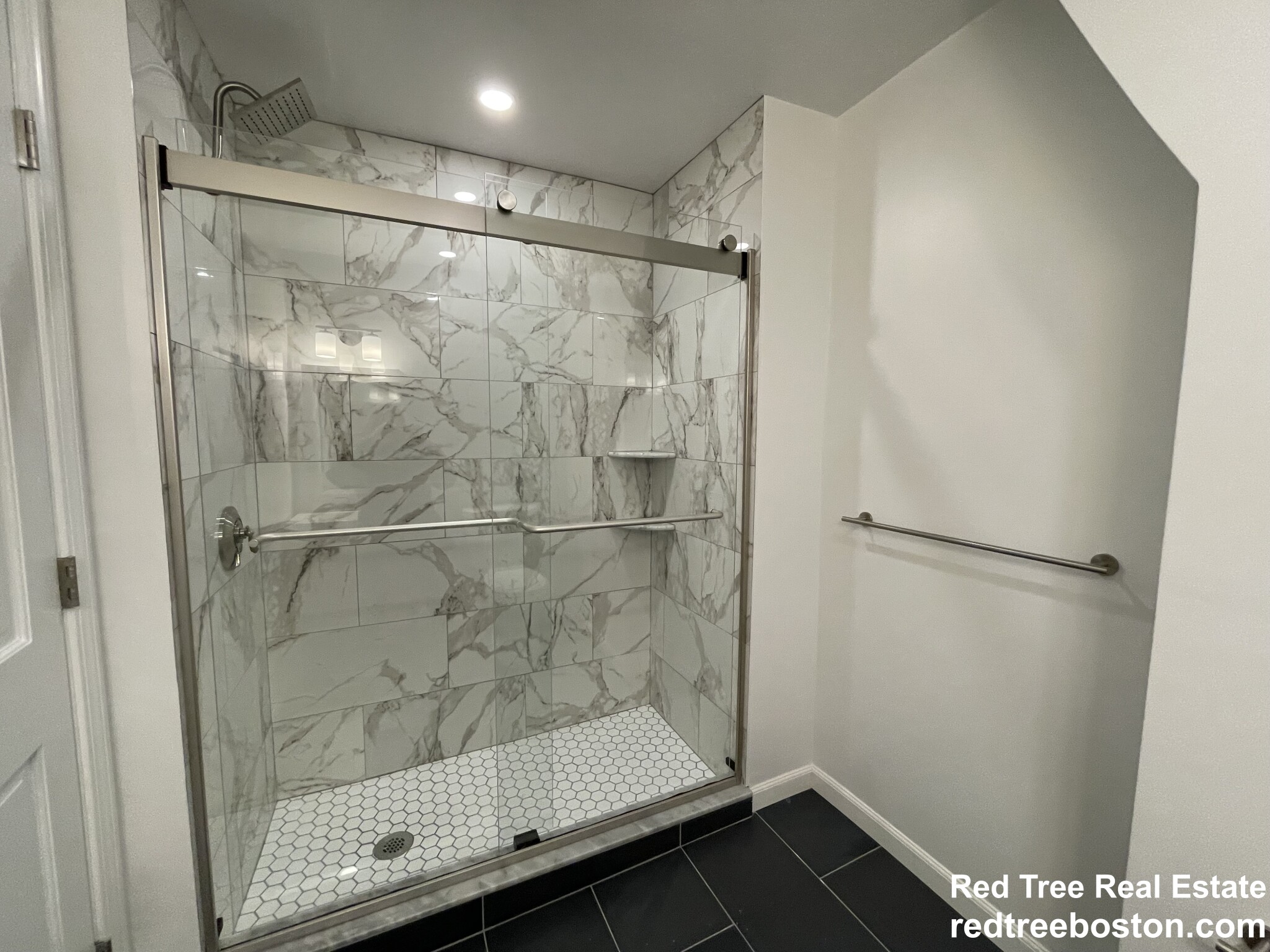 1406 Beacon St, Corey Hill