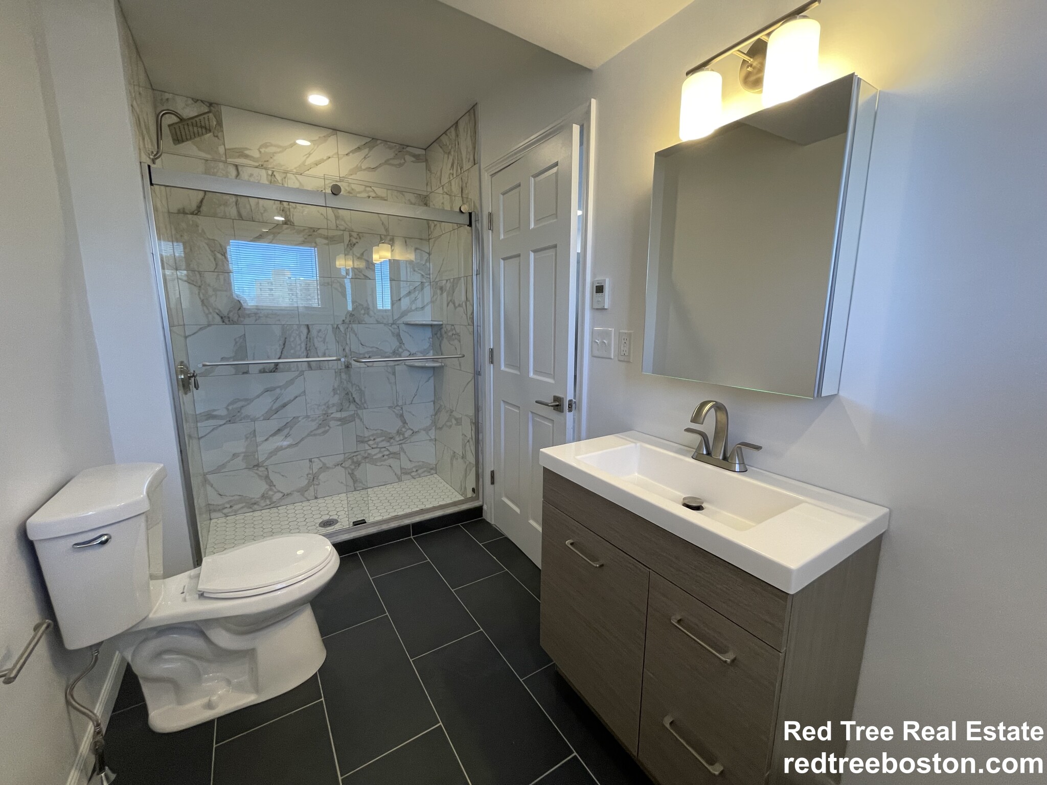 1406 Beacon St, Corey Hill