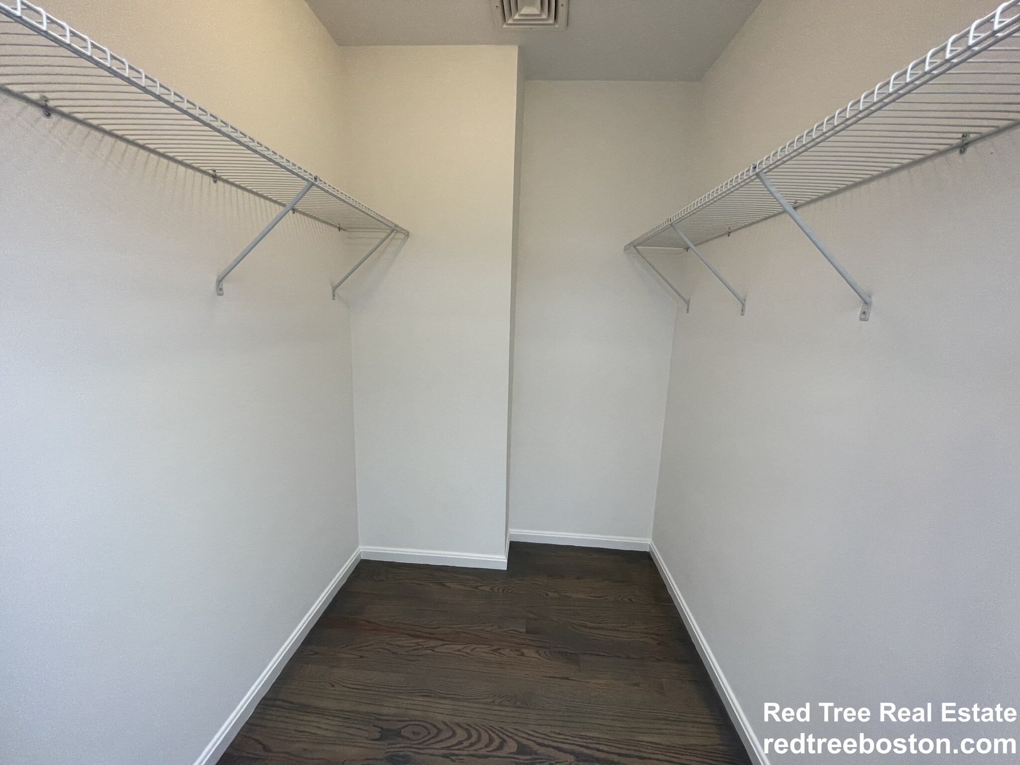 1406 Beacon St, Corey Hill