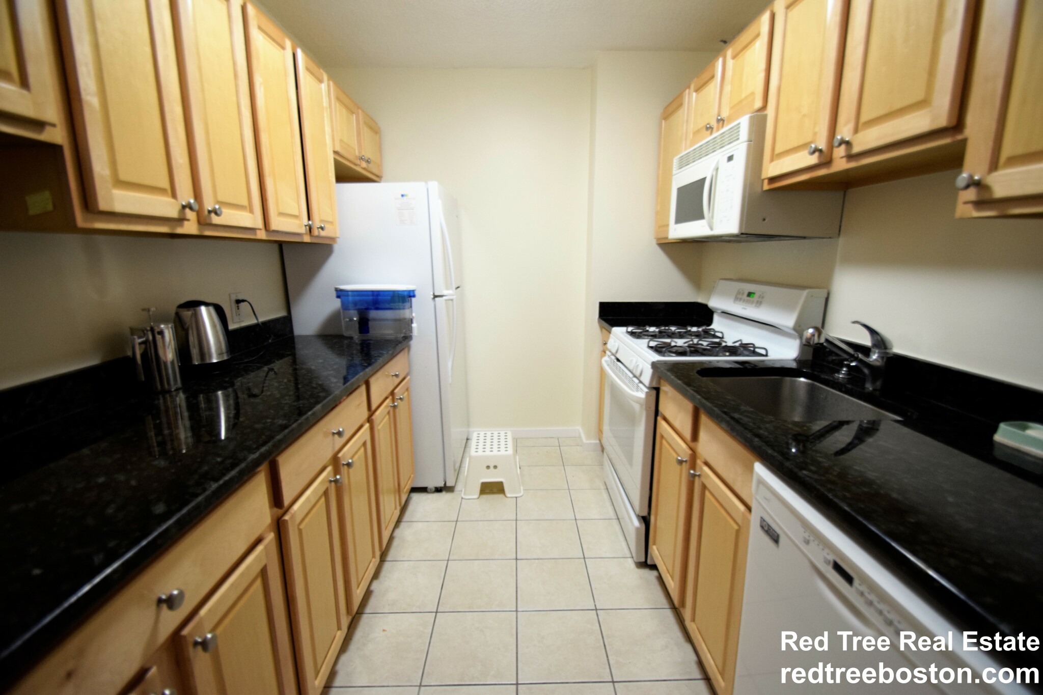 1 bed, 1 bath apartment for rent at 33 Pond Ave Unit 309, Brookline Village — photo 4 of 18