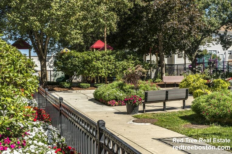 2 bed, 1 bath apartment for rent at 683C Parker St, Mission Hill — photo 8 of 12