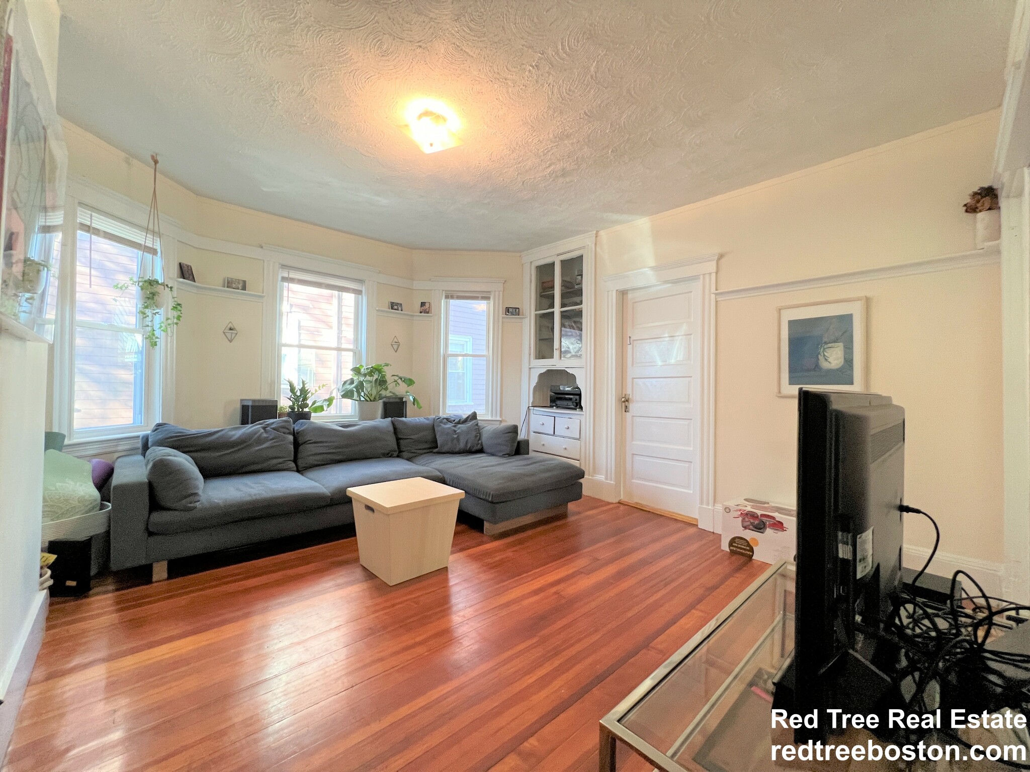 2 bed, 1 bath apartment for rent at 66 Williams St Unit 1, Jamaica Plain — photo 2 of 16
