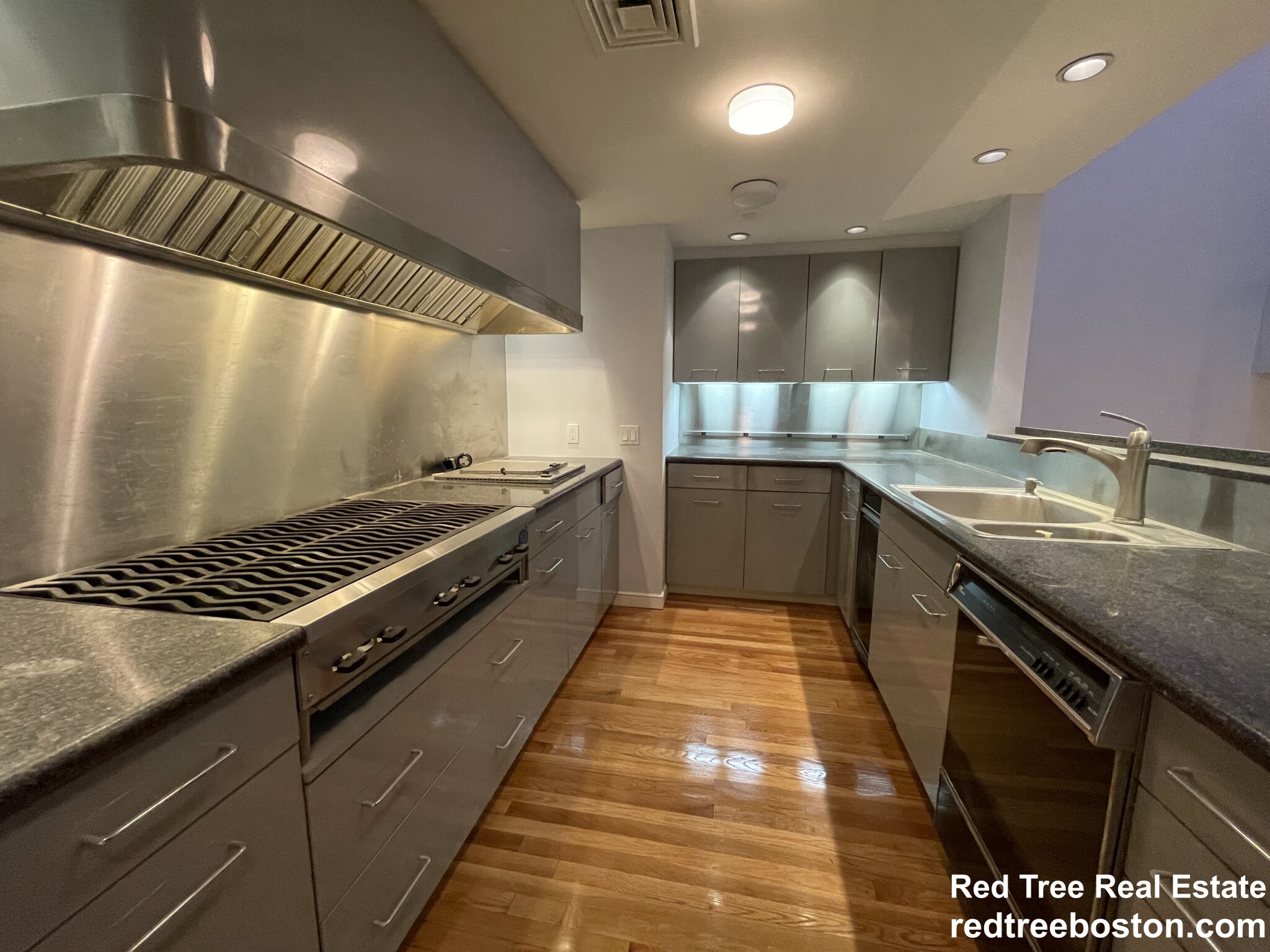 2 bed, 2.5 bath apartment for rent at 27 Bay State Rd Unit PH5F, Fenway — photo 37 of 47