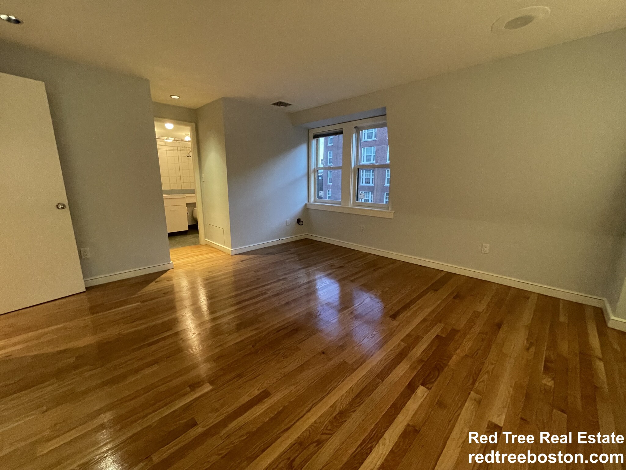 2 bed, 2.5 bath apartment for rent at 27 Bay State Rd Unit PH5F, Fenway — photo 42 of 47