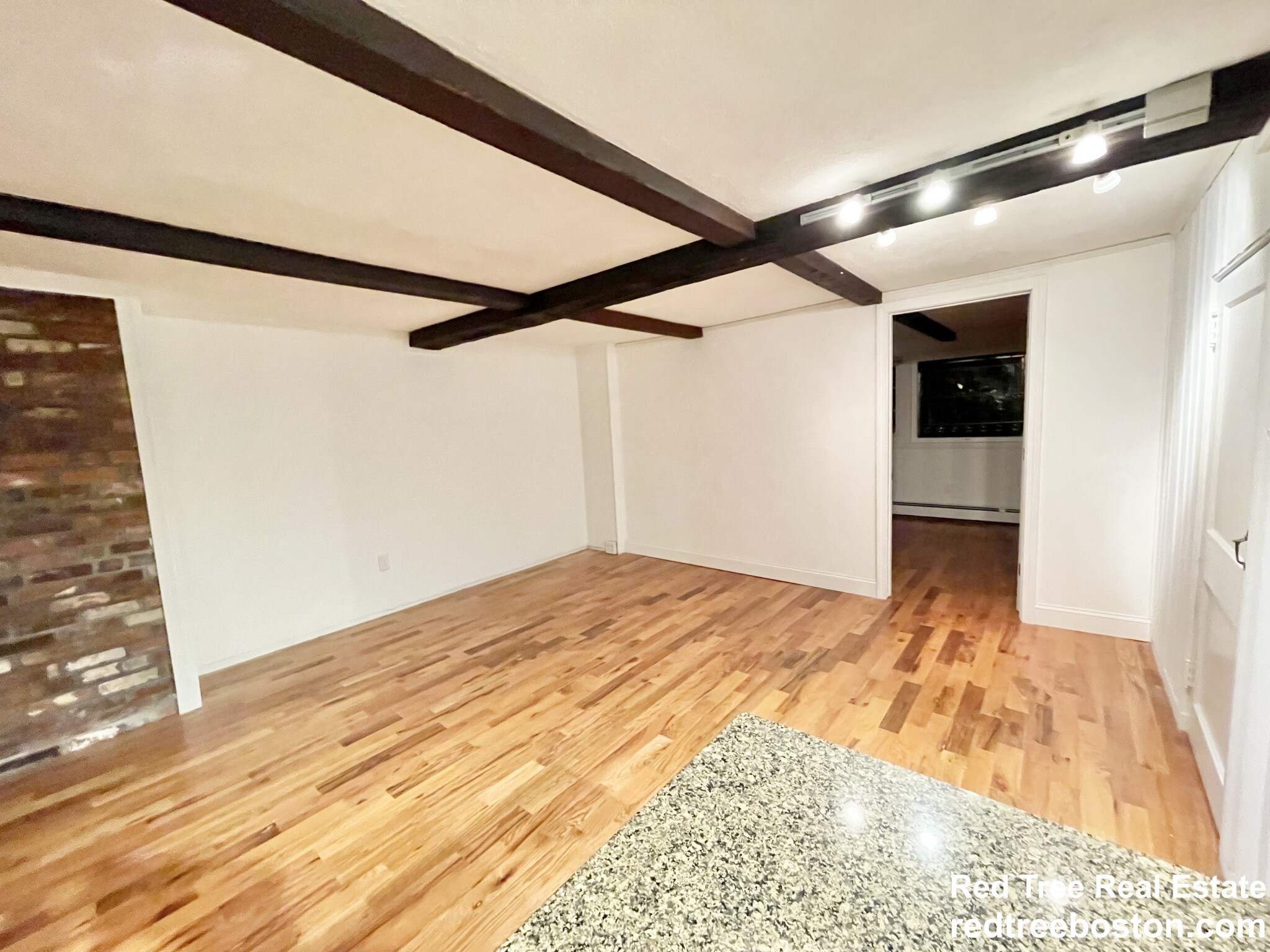 26 Fayette St, Back Bay