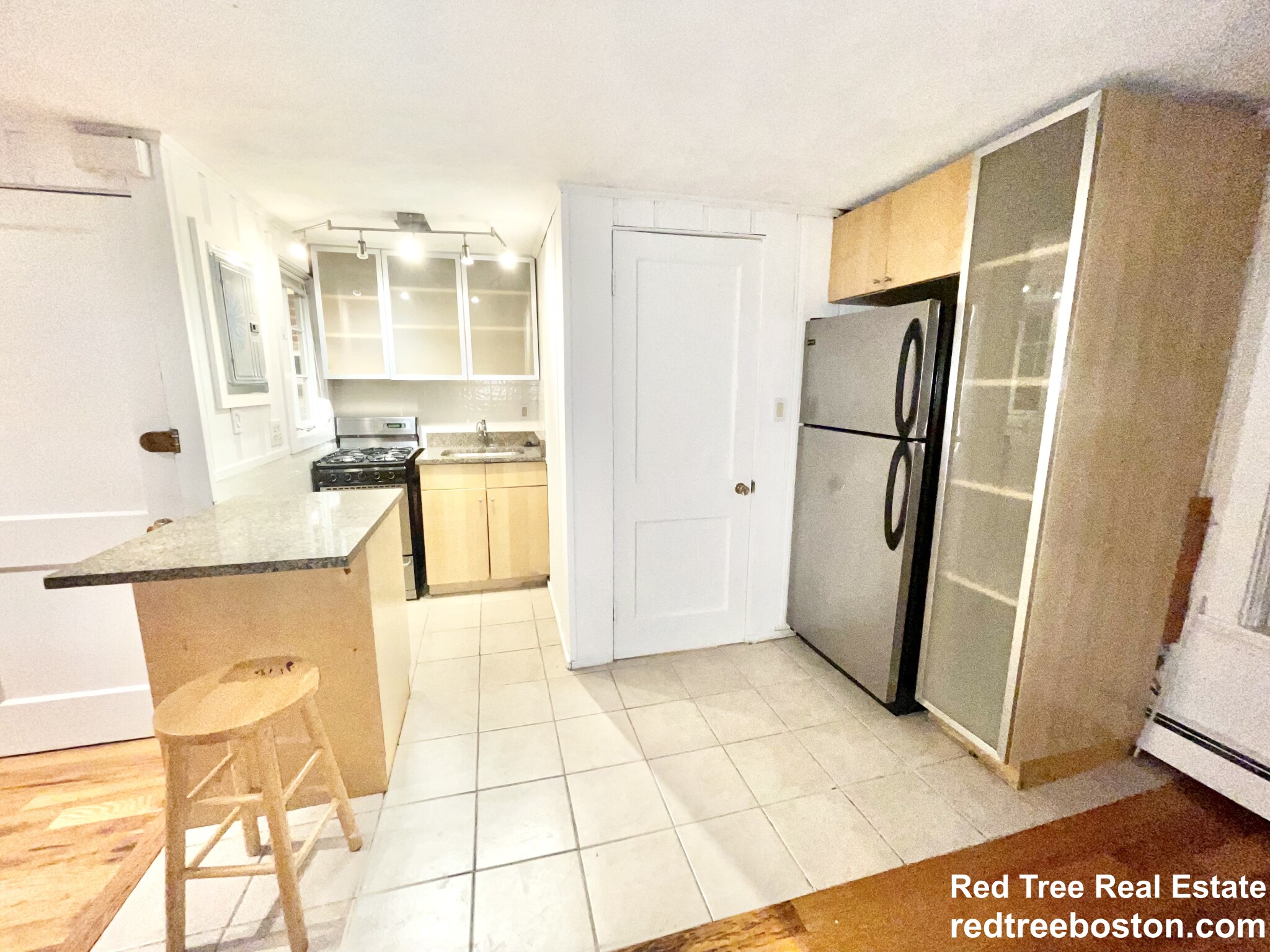 26 Fayette St, Back Bay