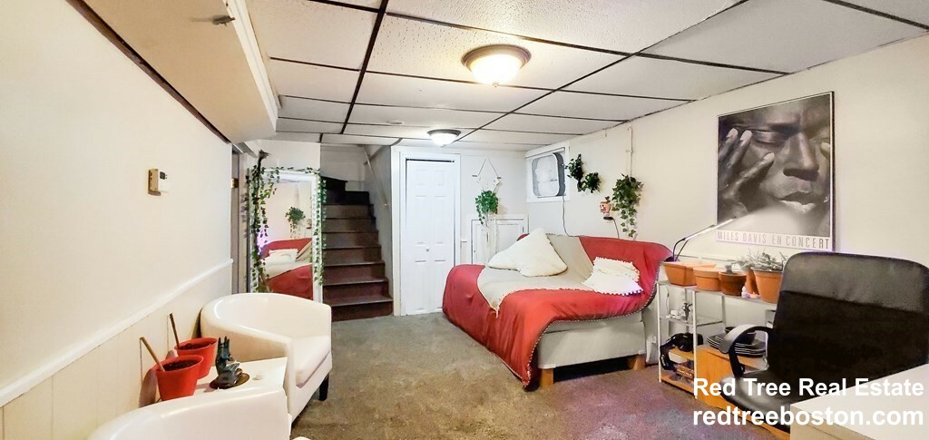3 bed, 2 bath apartment for rent at 469 Windsor St Unit 1, East Cambridge — photo 31 of 39