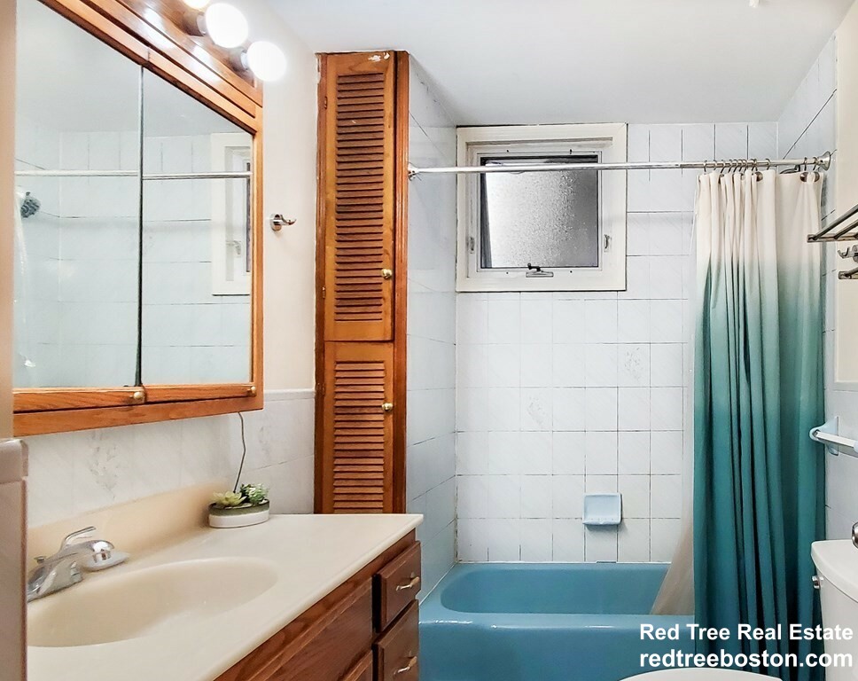 3 bed, 2 bath apartment for rent at 469 Windsor St Unit 1, East Cambridge — photo 38 of 39