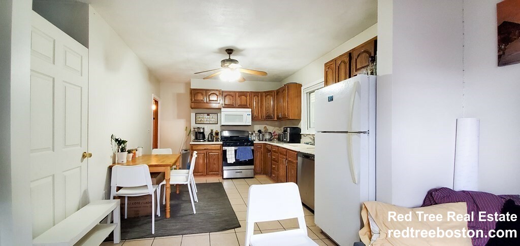 3 bed, 2 bath apartment for rent at 469 Windsor St Unit 1, East Cambridge — photo 24 of 39