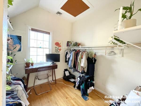 4 bed, 3 bath apartment for rent at 6 Harleston St, Mission Hill — photo 18 of 25