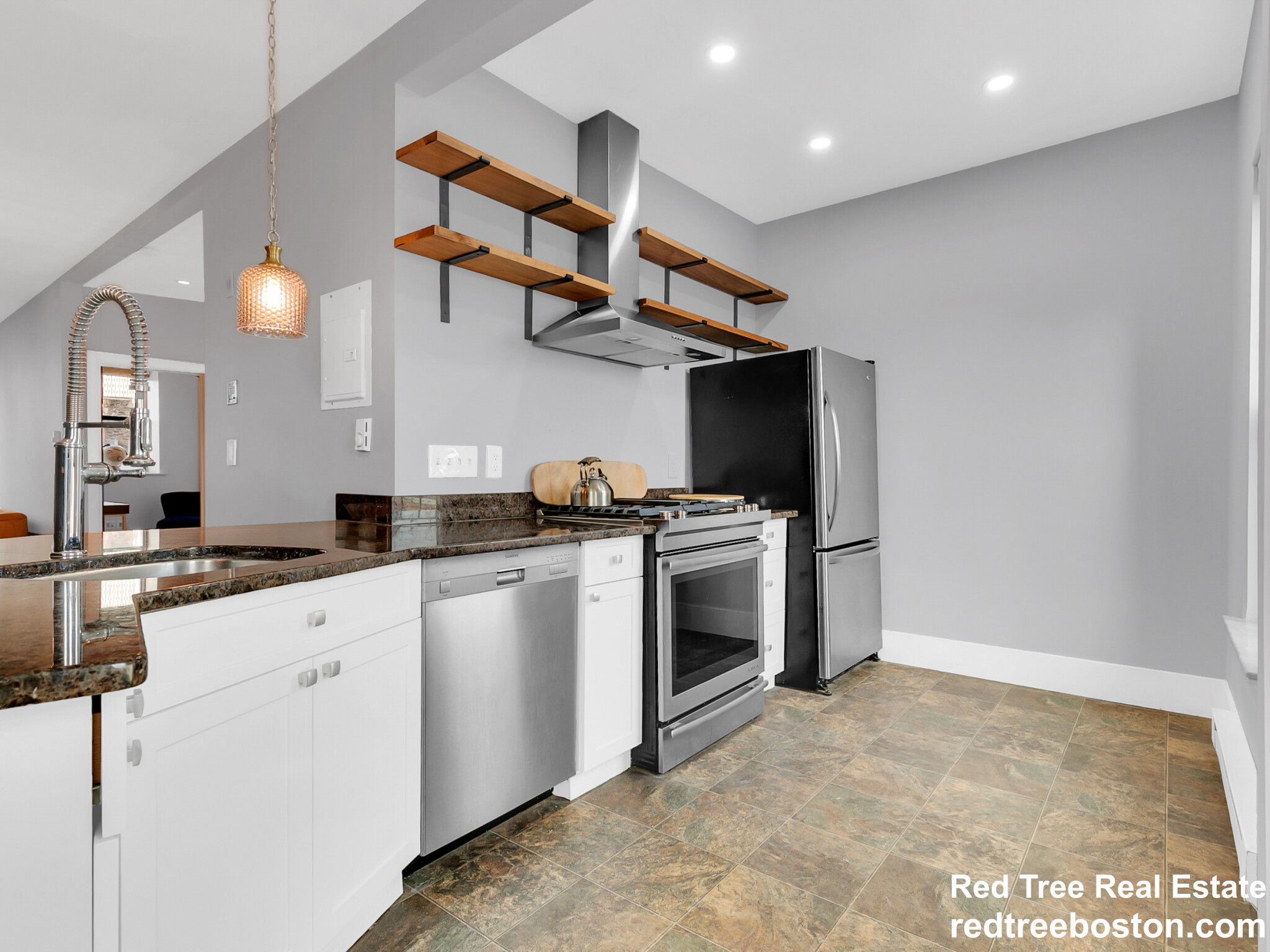 482 Columbus Ave, South End