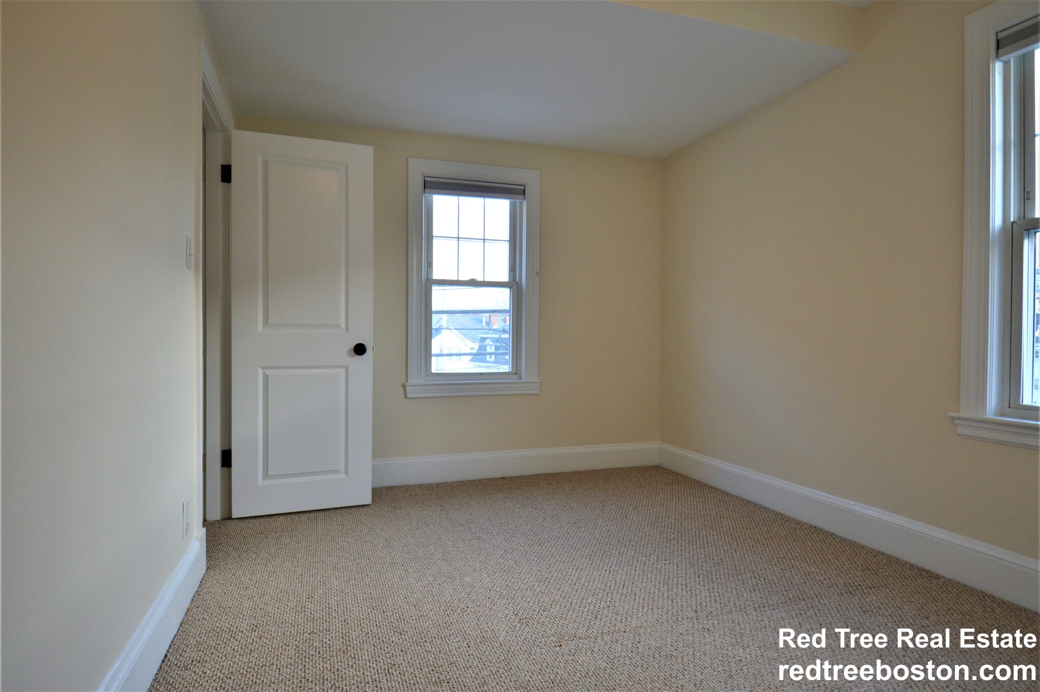 3 bed, 1 bath apartment for rent at 40 Waverley Ave Unit 2, Watertown — photo 11 of 19