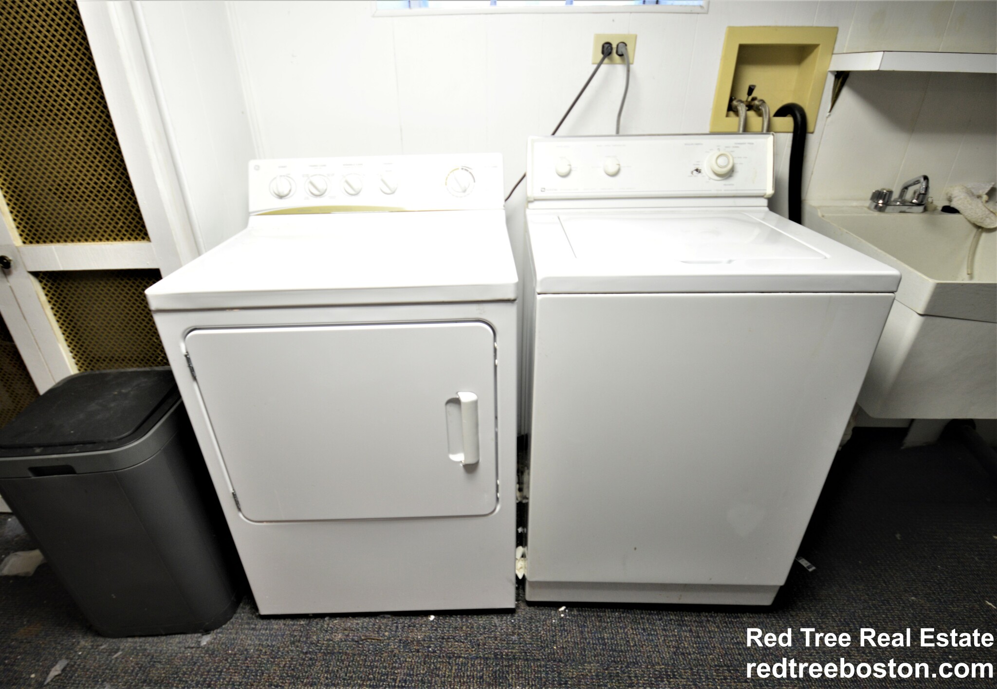 3 bed, 1 bath apartment for rent at 40 Waverley Ave Unit 2, Watertown — photo 17 of 19