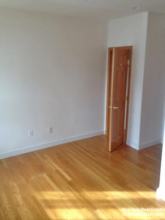 49 Pearl St, Newton