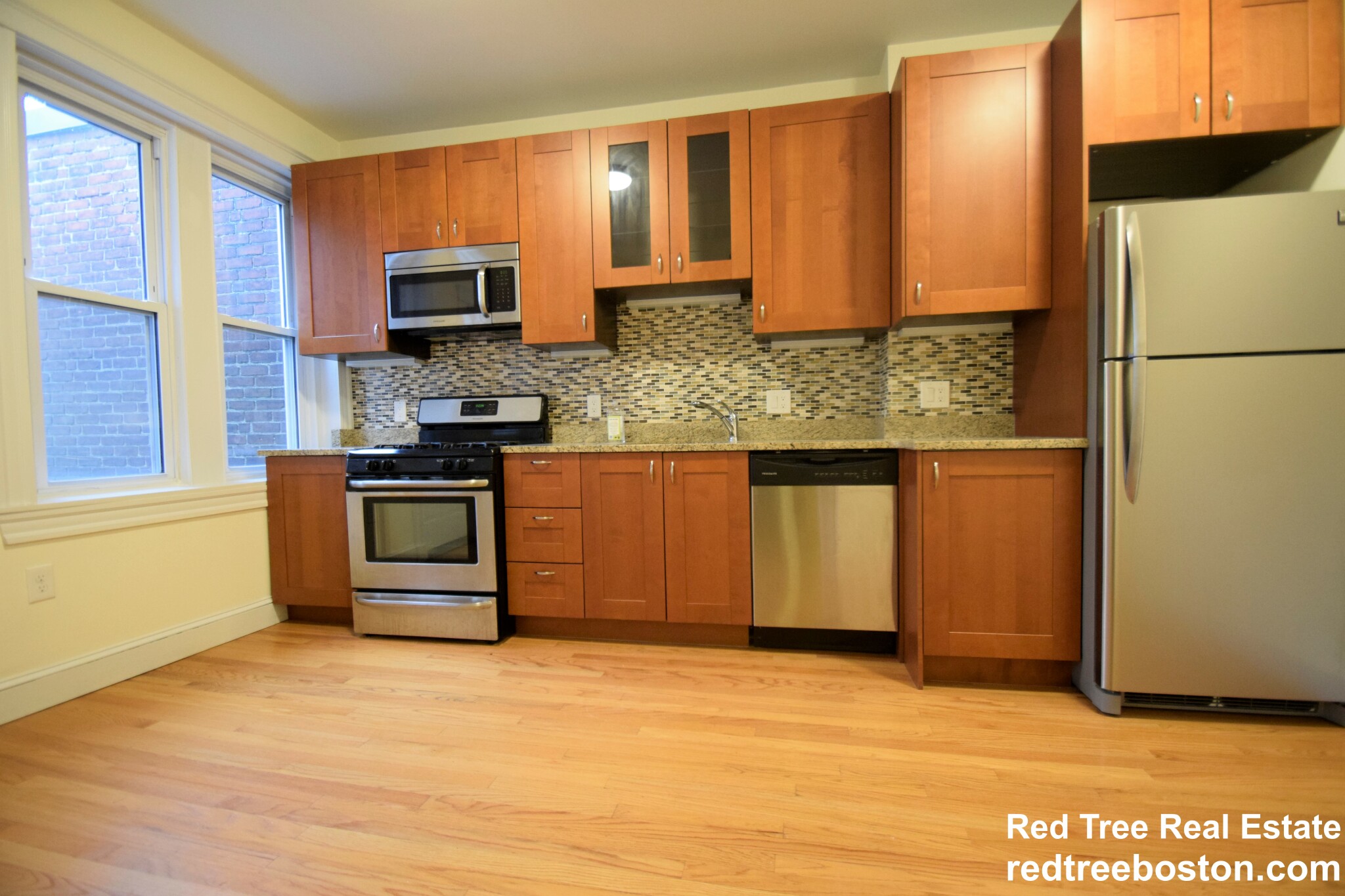 3 bed, 1 bath apartment for rent at 30 Addington Rd Unit 4, Washington Square — photo 7 of 26