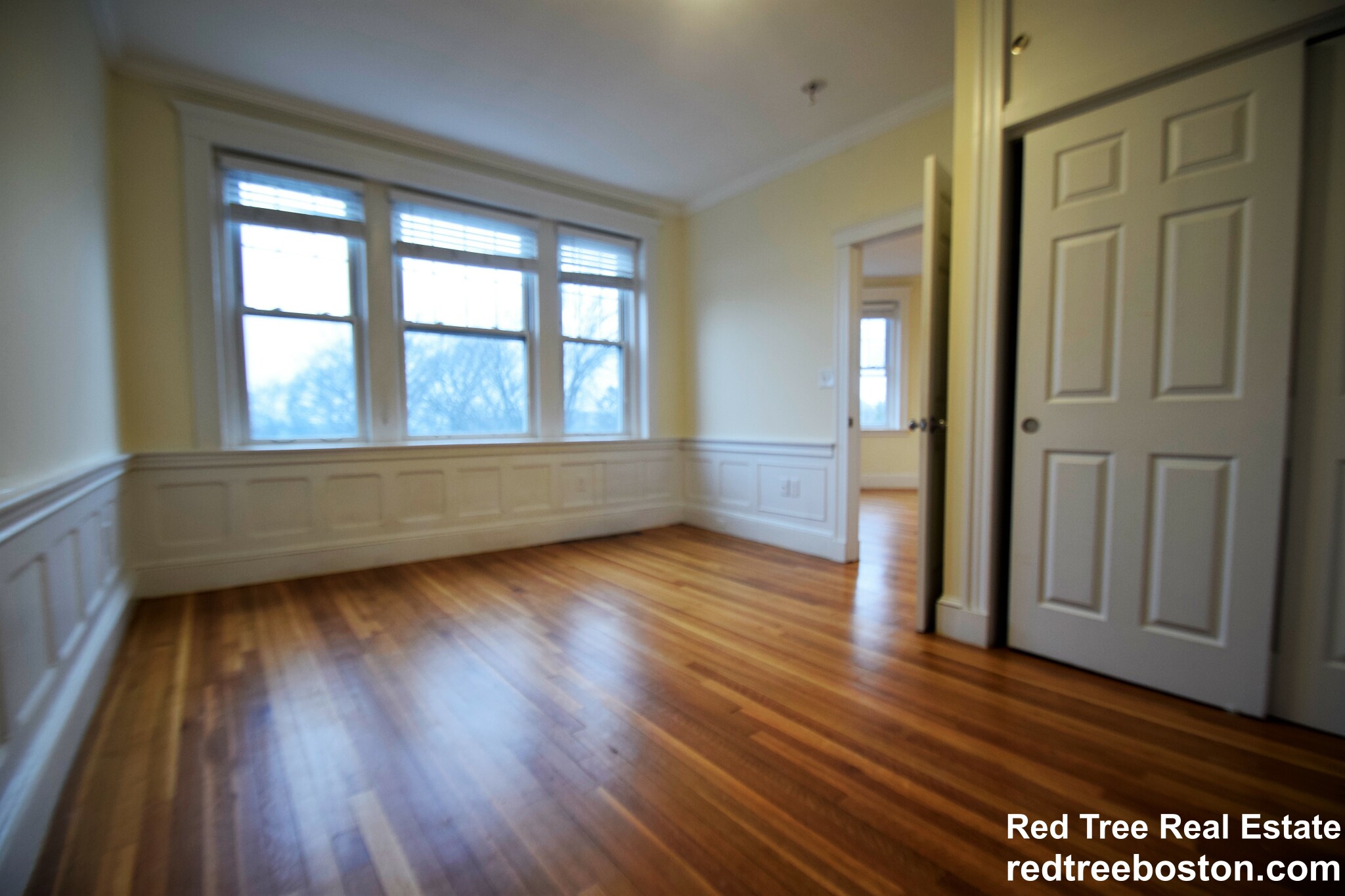 3 bed, 1 bath apartment for rent at 30 Addington Rd Unit 4, Washington Square — photo 6 of 26
