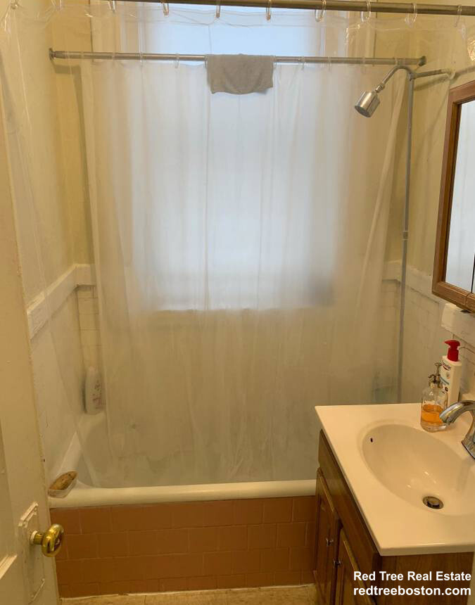 220 Kelton St, Brighton