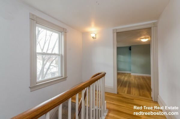 3 bed, 1 bath apartment for rent at 123 Fanueil St Unit 2, Brighton — photo 13 of 20
