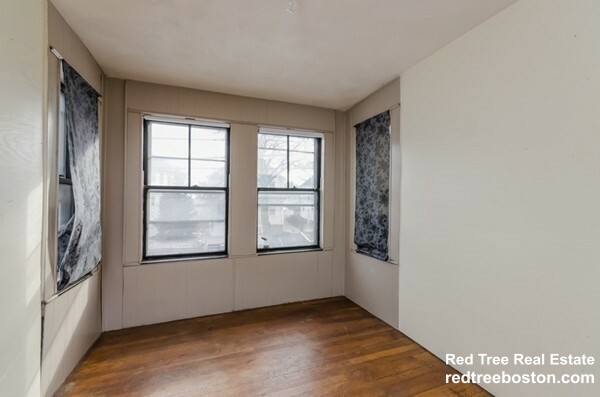 3 bed, 1 bath apartment for rent at 123 Fanueil St Unit 2, Brighton — photo 12 of 20