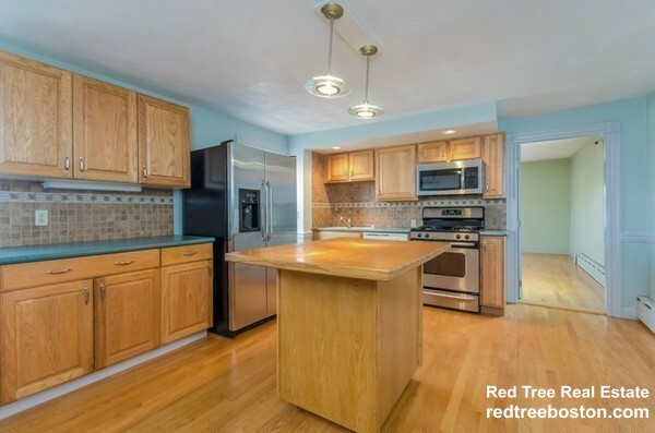 3 bed, 1 bath apartment for rent at 123 Fanueil St Unit 2, Brighton — photo 1 of 20