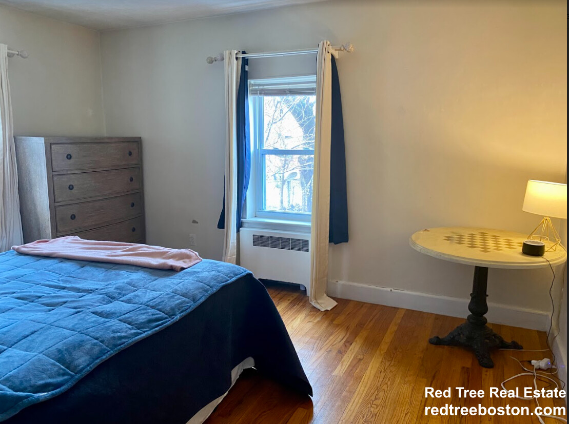 2 bed, 1 bath apartment for rent at 24 Brock St Unit 1, Brighton — photo 6 of 10