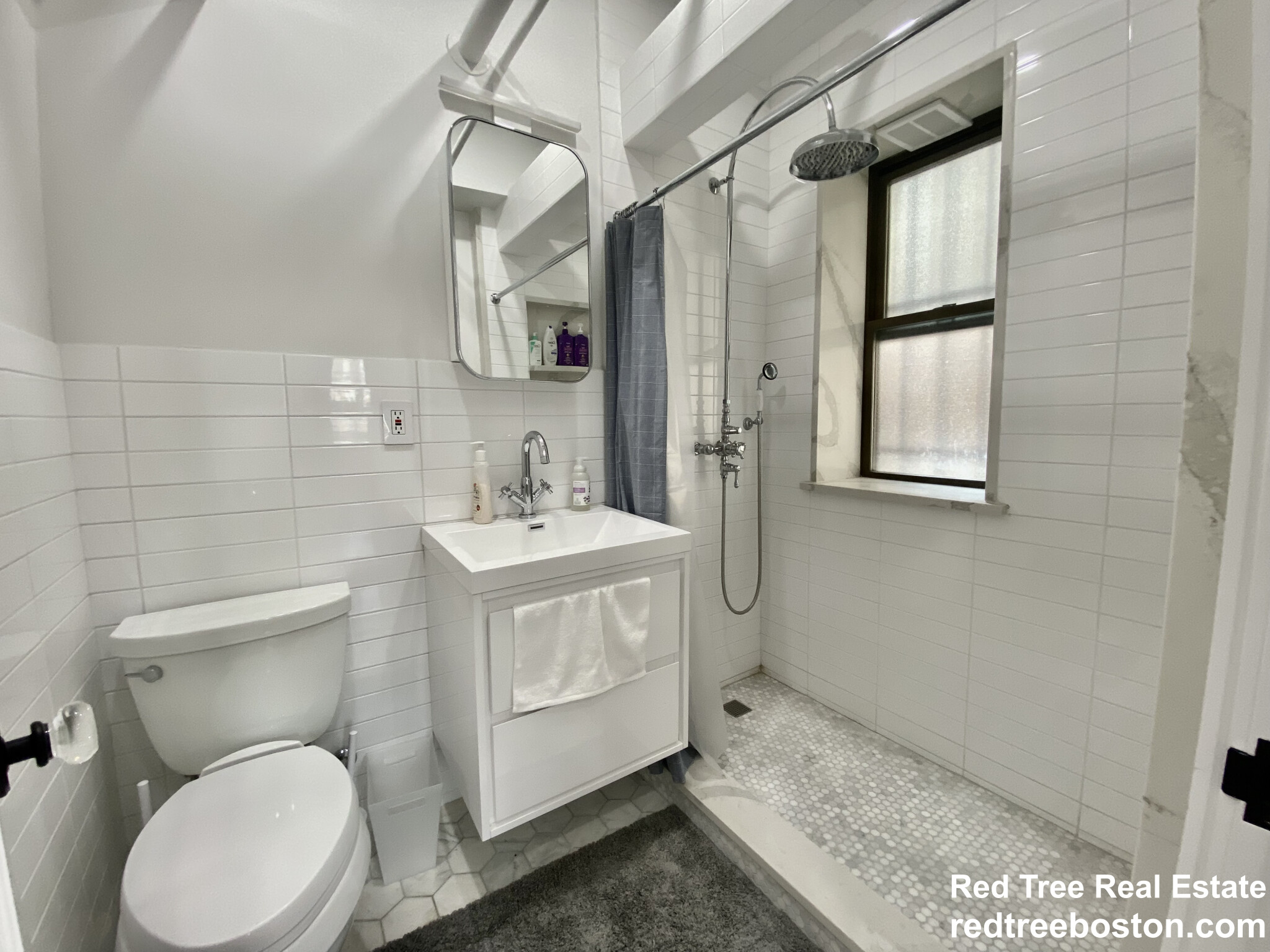 1662 Commonwealth Ave, Brighton