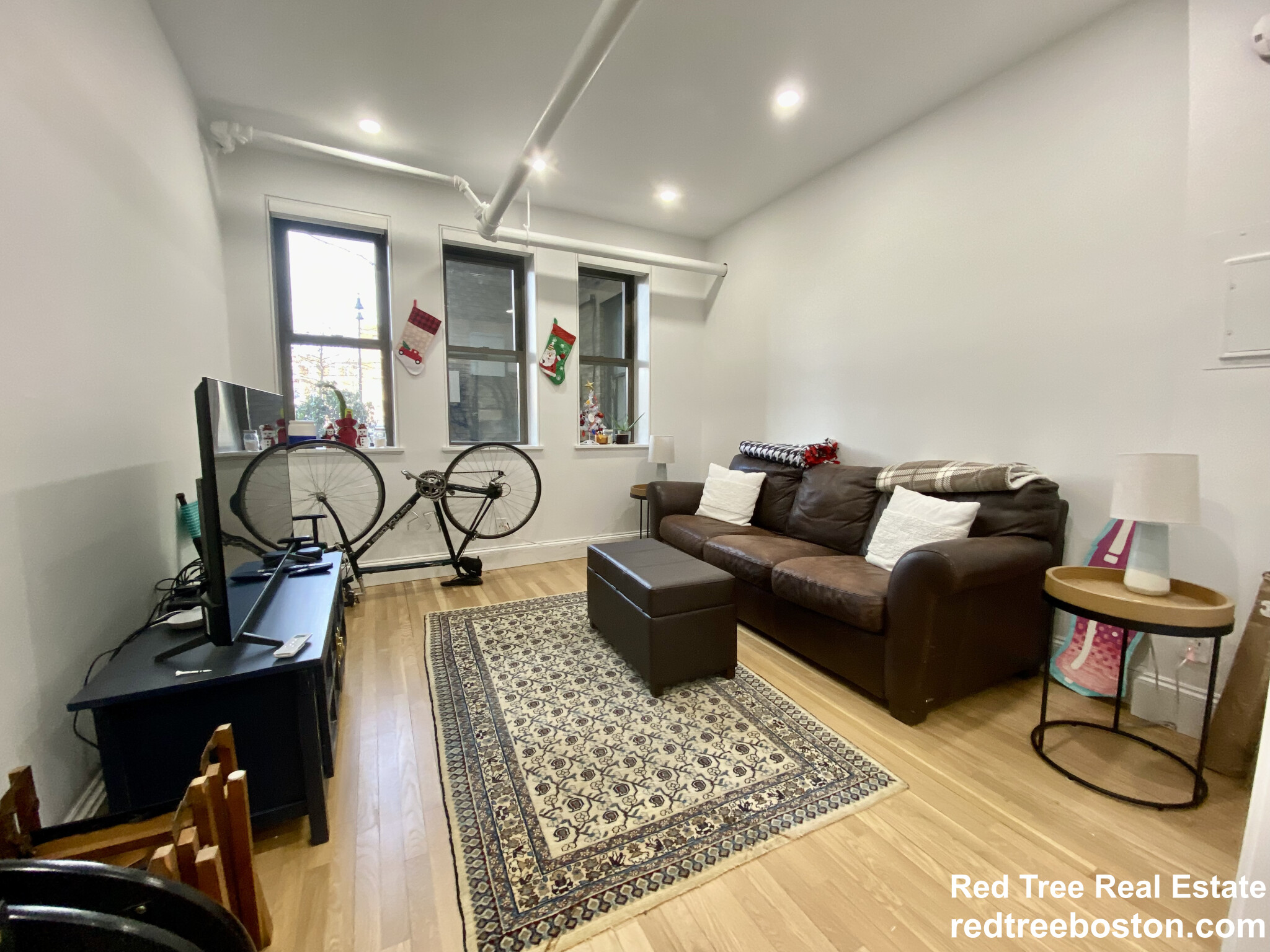 1662 Commonwealth Ave, Brighton