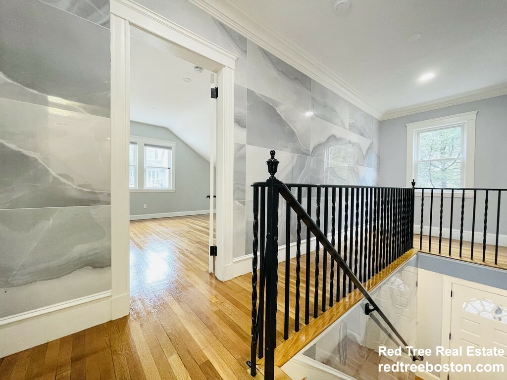 5 bed, 4+ bath apartment for rent at 28 Wolcott Rd Unit 0, Chestnut Hill — photo 10 of 39