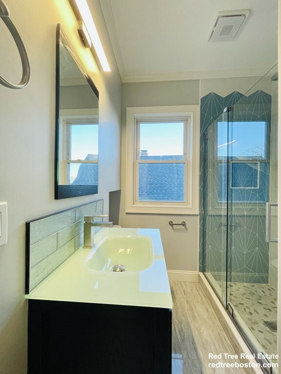5 bed, 4+ bath apartment for rent at 28 Wolcott Rd Unit 0, Chestnut Hill — photo 15 of 39