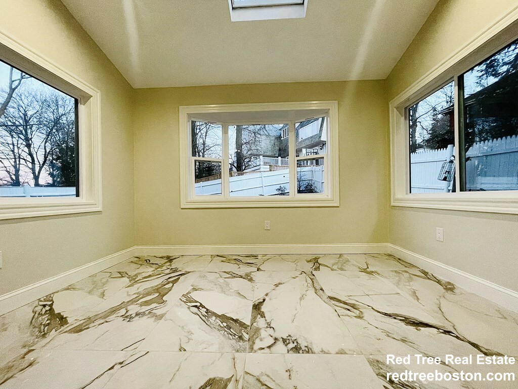 5 bed, 4+ bath apartment for rent at 28 Wolcott Rd Unit 0, Chestnut Hill — photo 16 of 39