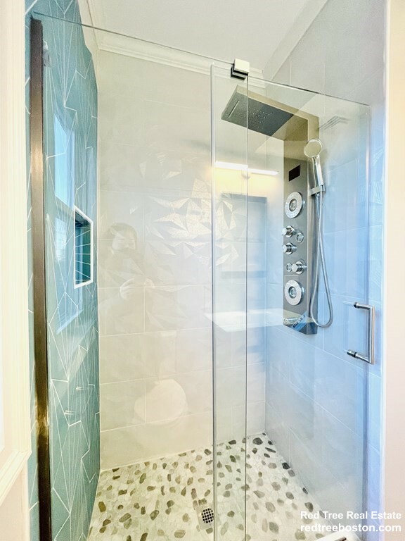 5 bed, 4+ bath apartment for rent at 28 Wolcott Rd Unit 0, Chestnut Hill — photo 14 of 39