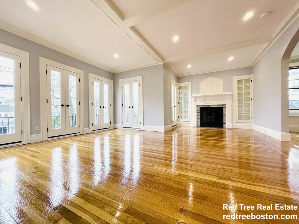 5 bed, 4+ bath apartment for rent at 28 Wolcott Rd Unit 0, Chestnut Hill — photo 2 of 39