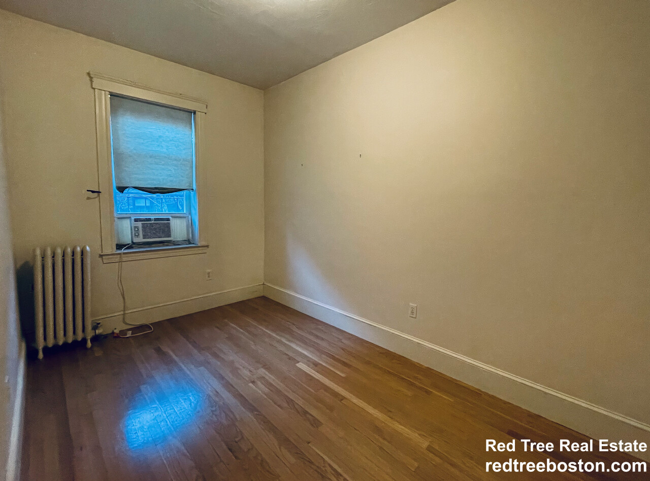 21 Aberdeen St, Fenway