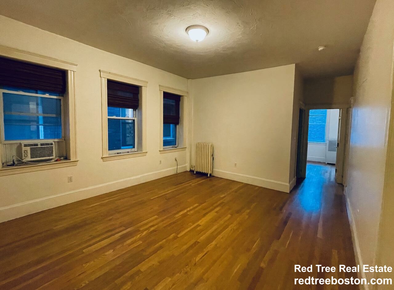 21 Aberdeen St, Fenway