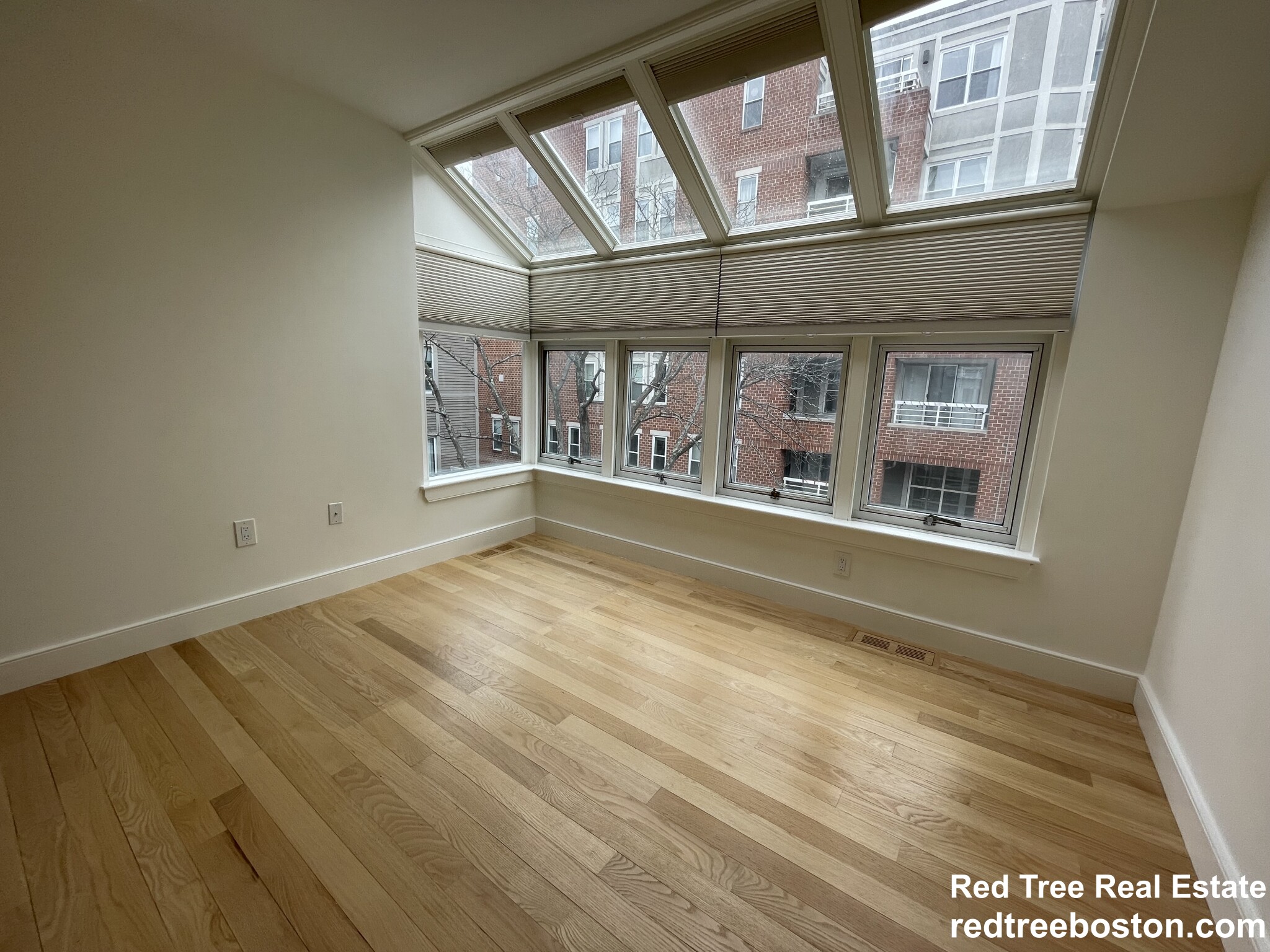 3 bed, 2.5 bath apartment for rent at 284 Sidney St, Cambridgeport — photo 17 of 26