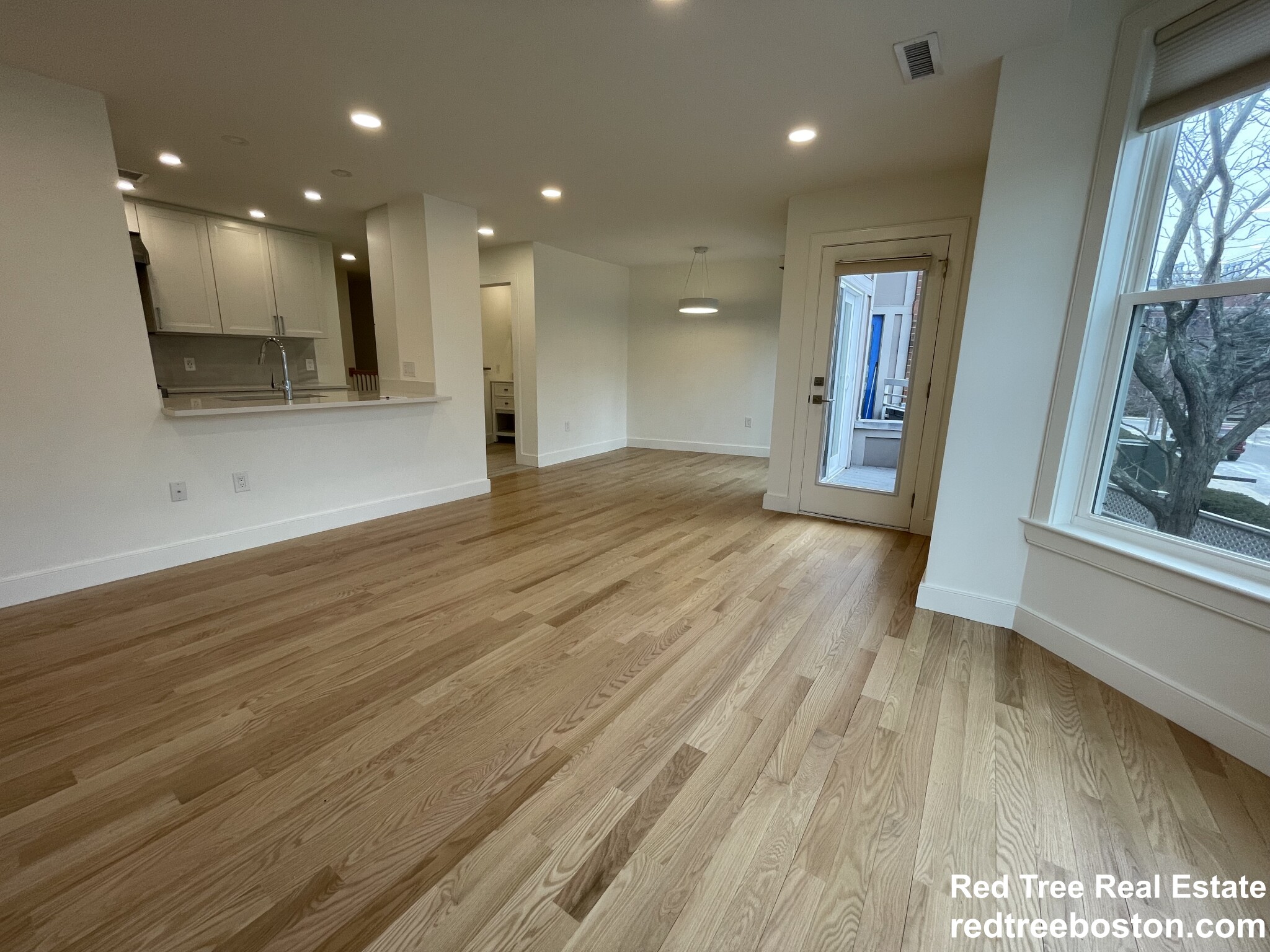 3 bed, 2.5 bath apartment for rent at 284 Sidney St, Cambridgeport — photo 15 of 26