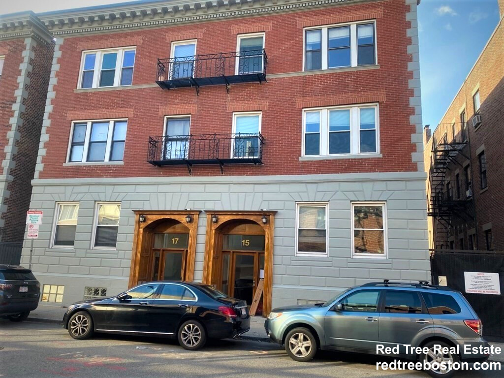 15 Aberdeen St, Fenway
