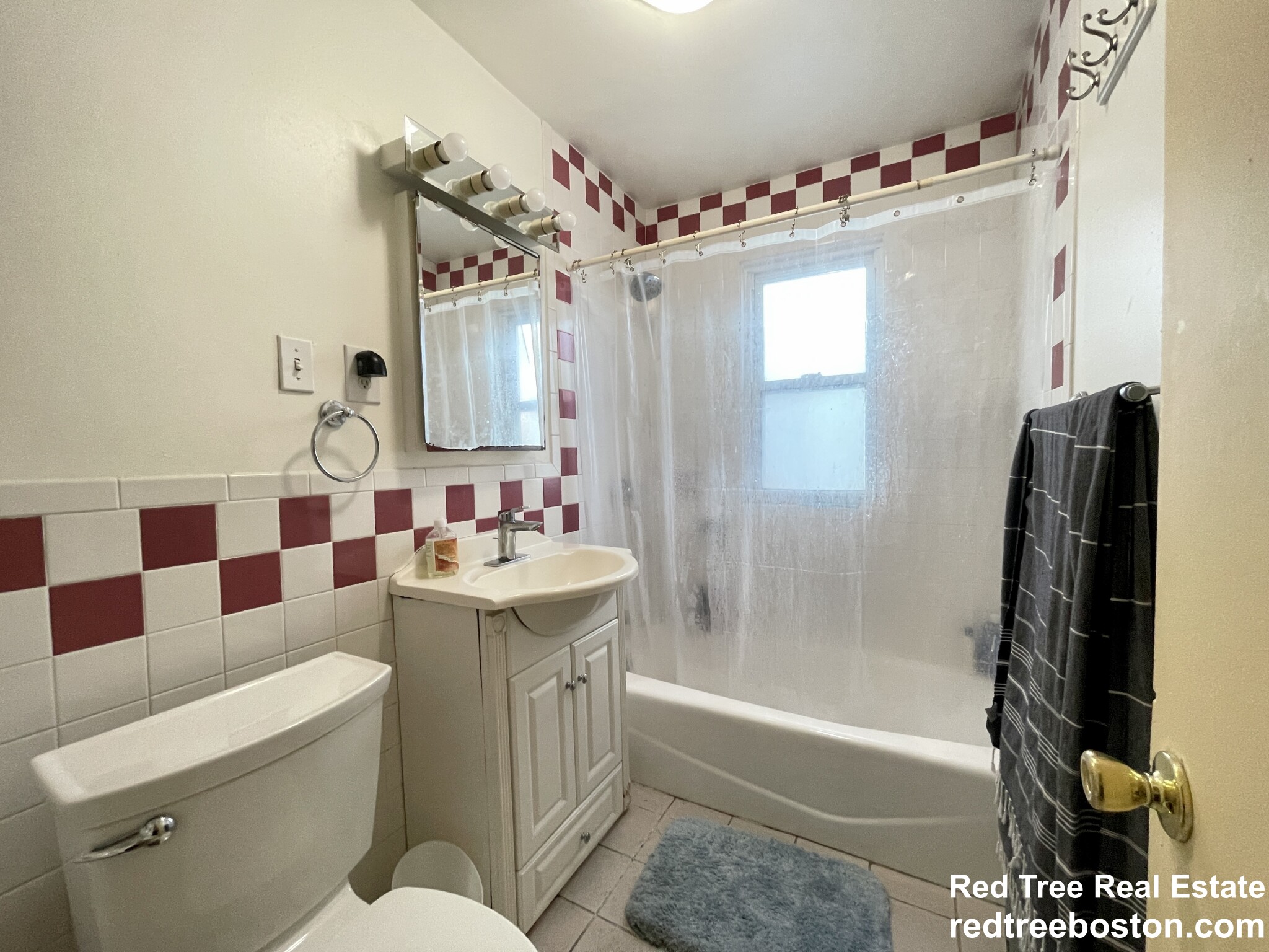 2 bed, 1 bath apartment for rent at 221 North Harvard St Unit 1, Allston — photo 10 of 13