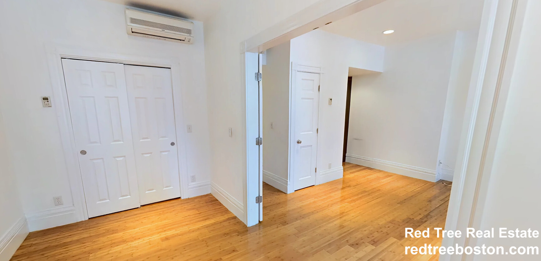 254 Newbury St, Back Bay