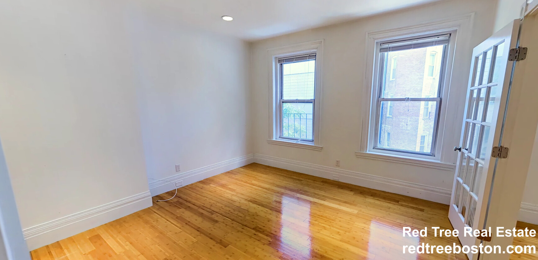 254 Newbury St, Back Bay