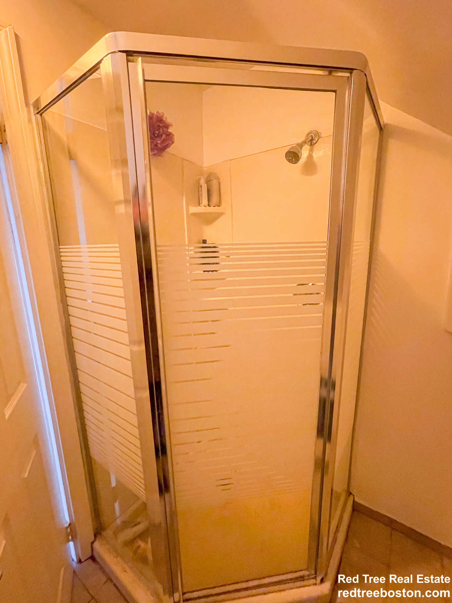 28 Linden St, Allston