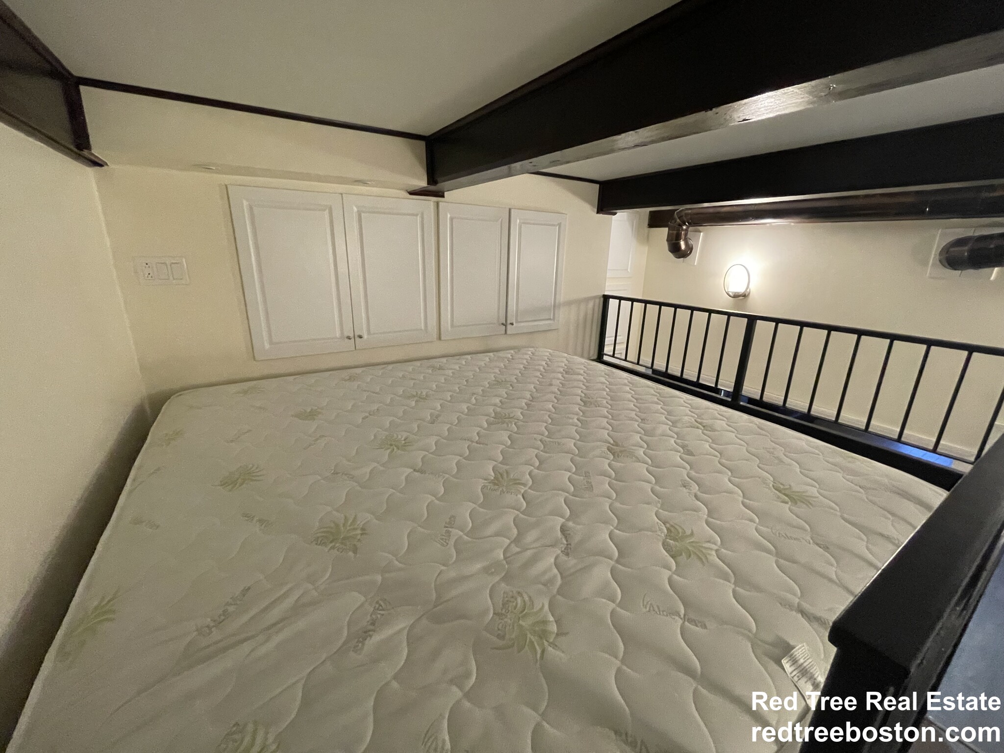 25 Saint Mary's Ct, Coolidge Corner