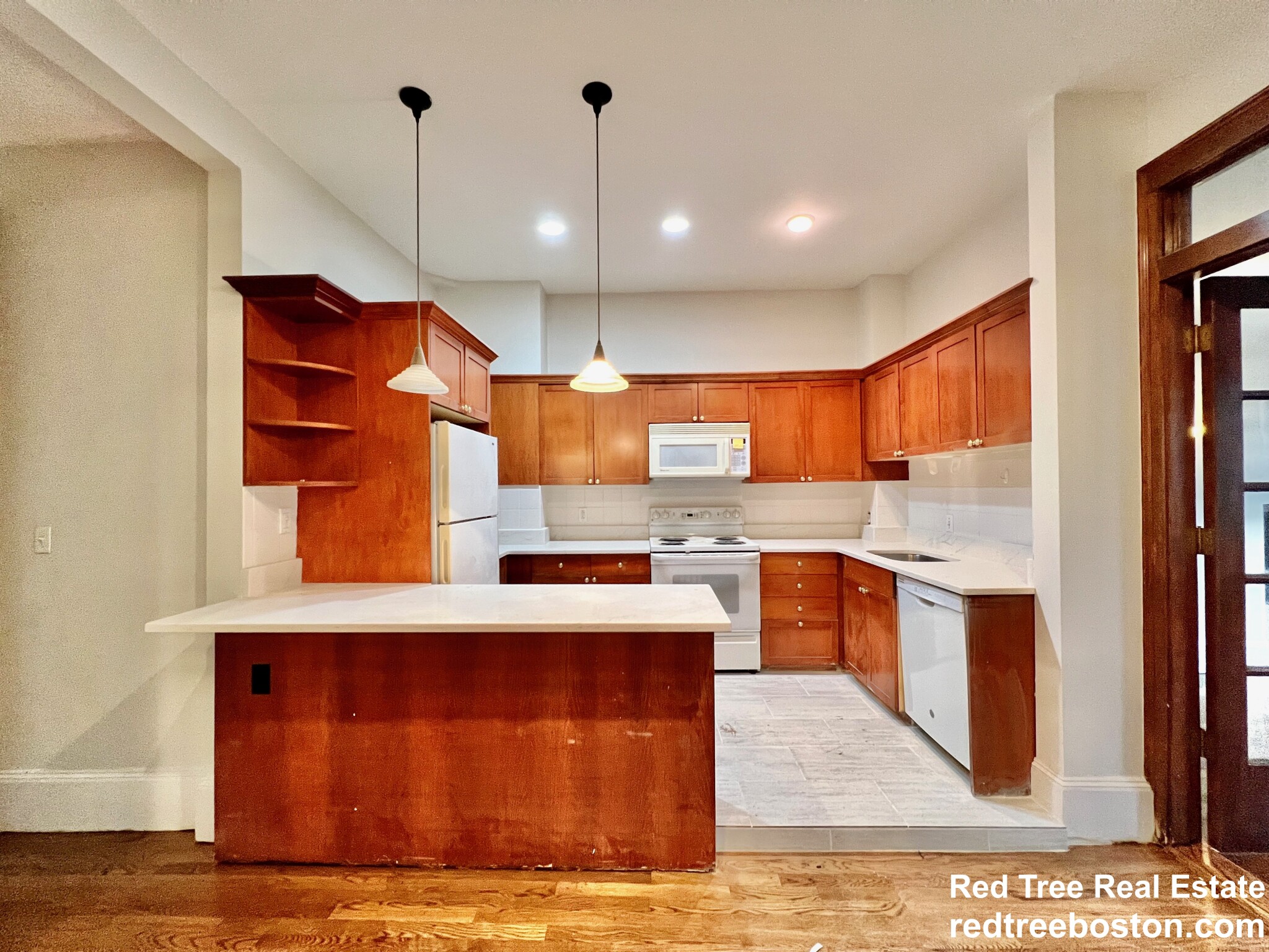1728 Beacon St, Brookline