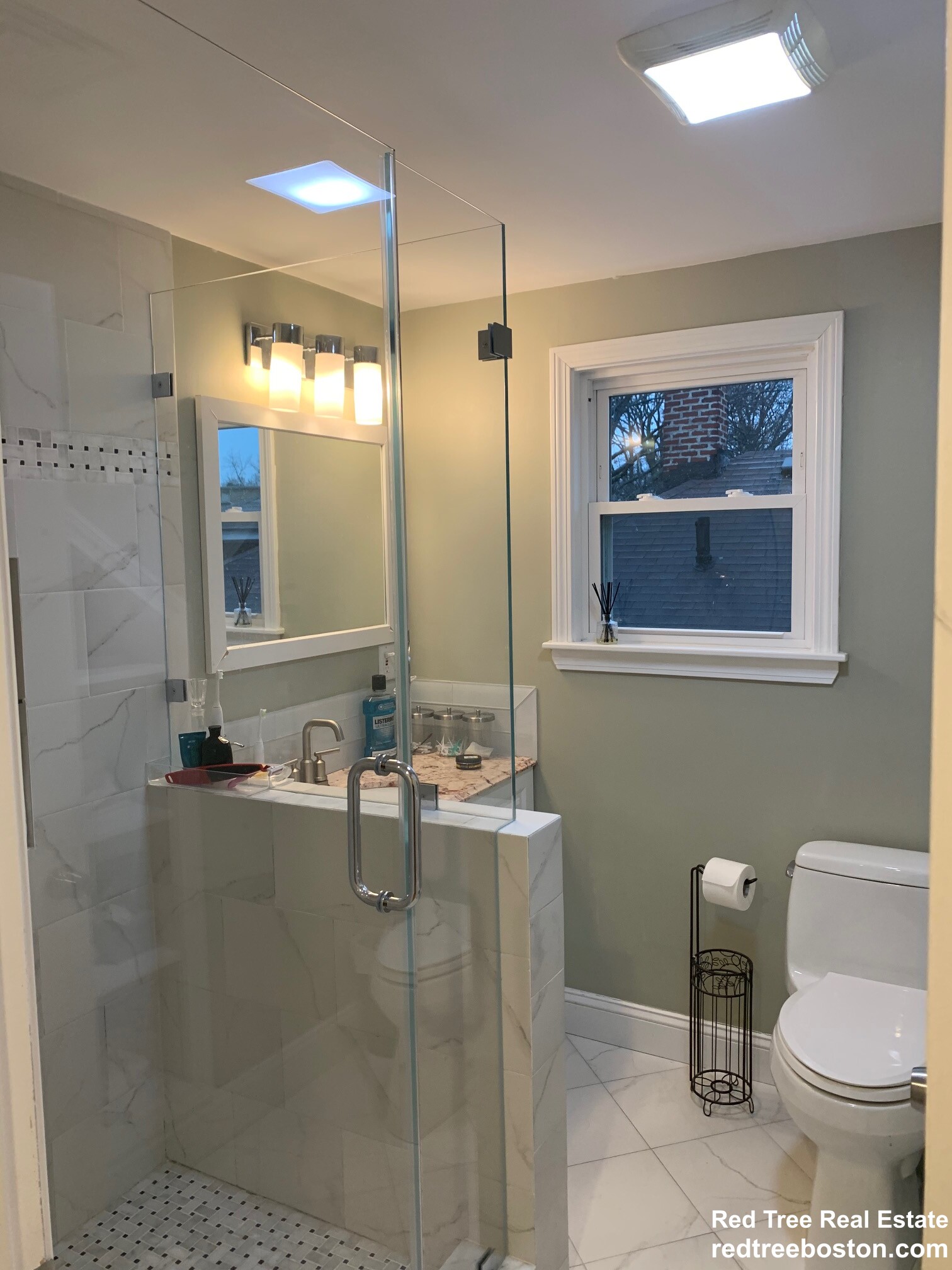 2 bed, 1 bath apartment for rent at 33 Pershing Rd Unit 3, Jamaica Plain — photo 9 of 10