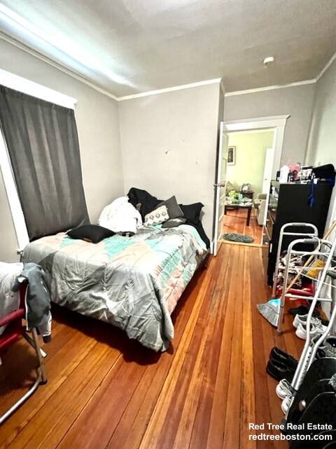 3 bed, 1 bath apartment for rent at 11 Kenberma Rd Unit 2, Dorchester — photo 5 of 7